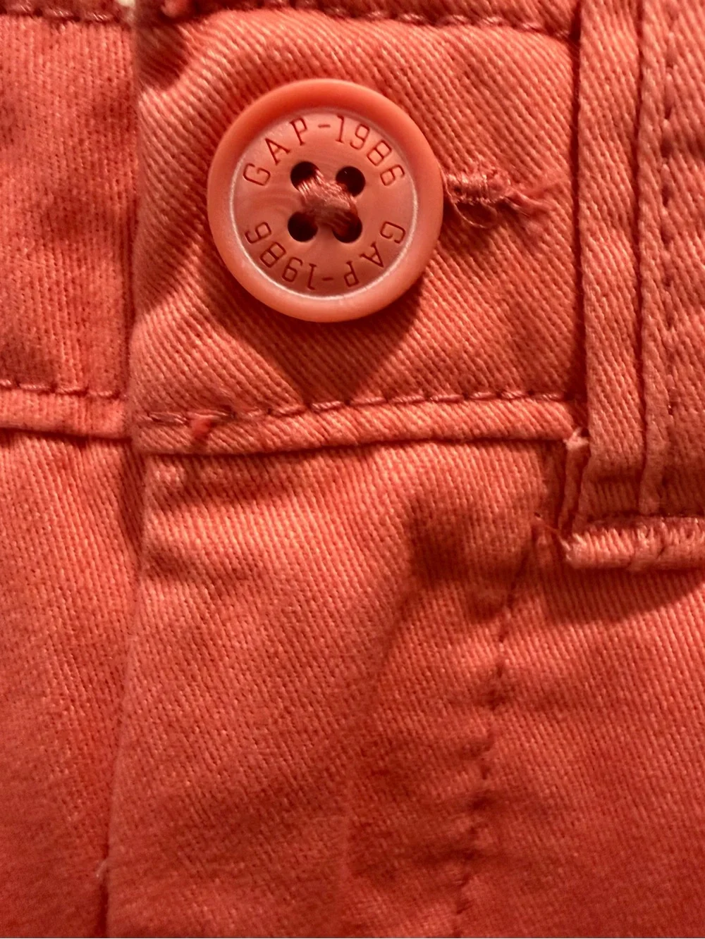 GAP bright coral